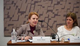 Audiência discute projeto para que fiança em crimes contra a mulher seja definida por juiz